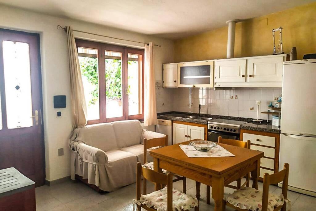 דירות לה מדלנה Casa Maddalenina Con Giardino, Vicino Al Mare! מראה חיצוני תמונה