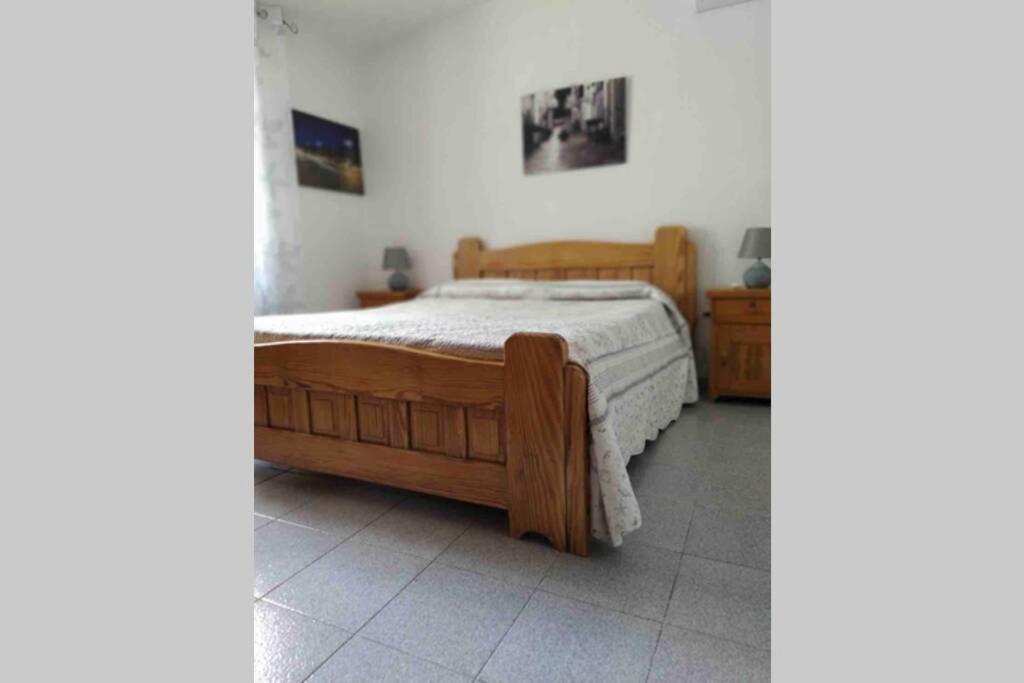 דירות לה מדלנה Casa Maddalenina Con Giardino, Vicino Al Mare! מראה חיצוני תמונה